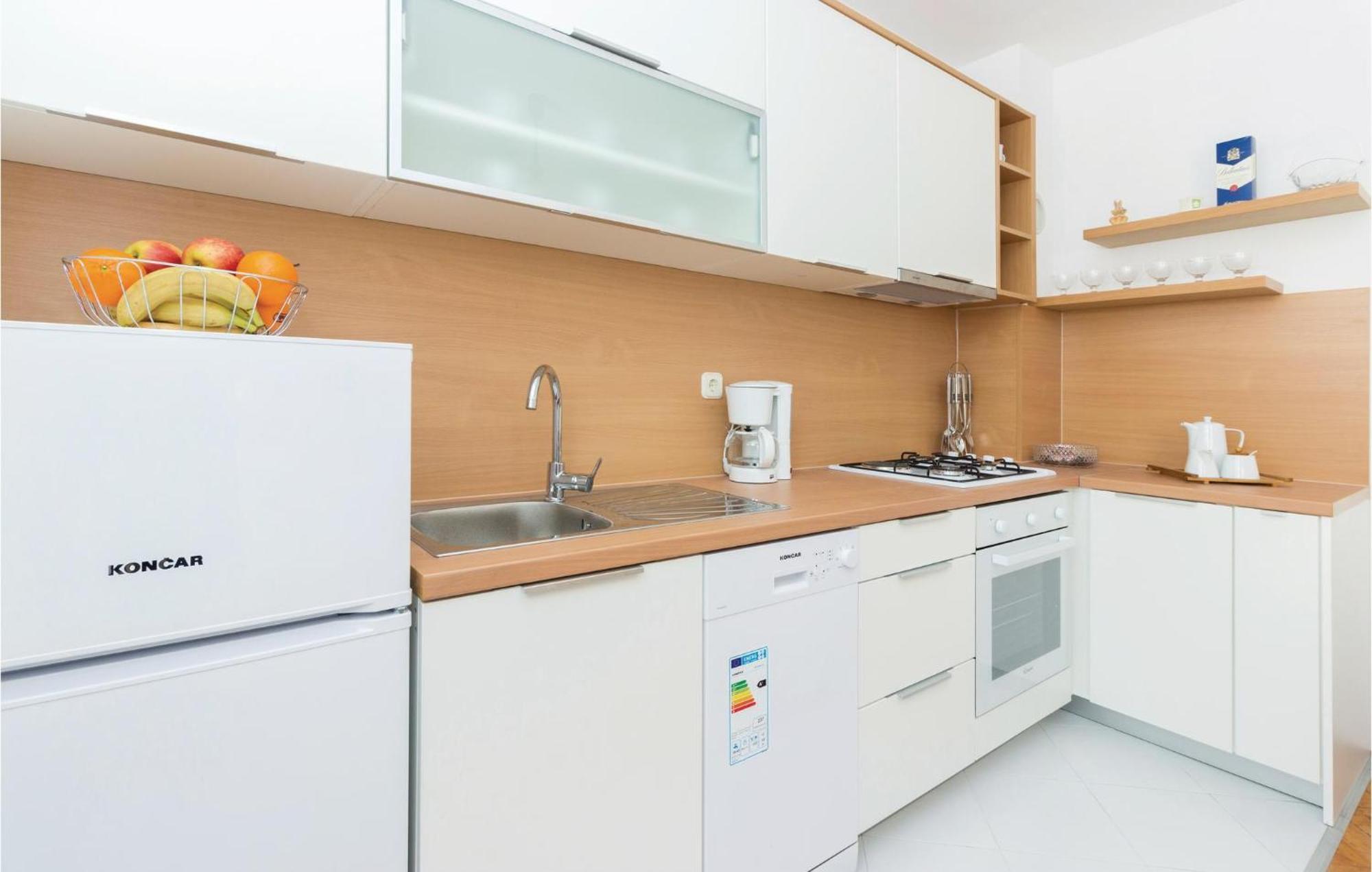 Stunning Home In Zadar With Kitchen Eksteriør bilde